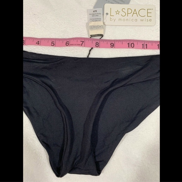 NWT $70 L Space Sensual Sandy Classic Bikini Bottoms in Black [SZ‎ Small ] - Picture 4 of 8